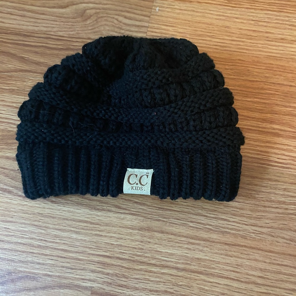 Black c.c beanie kids